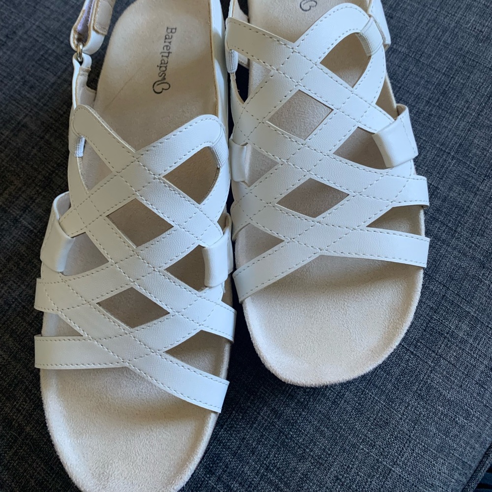 WHITE BARETRAPS SANDALS